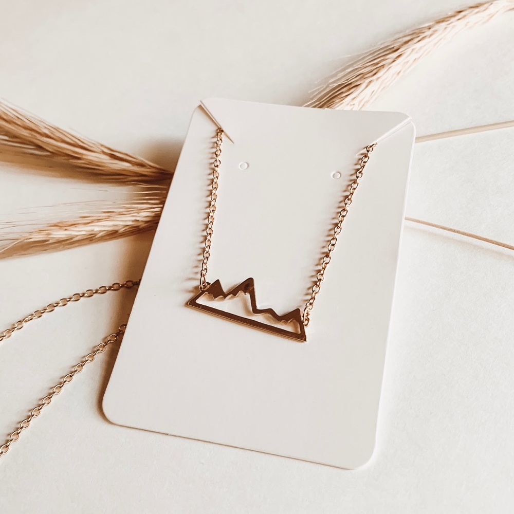 Snow Mountain Necklace Gold